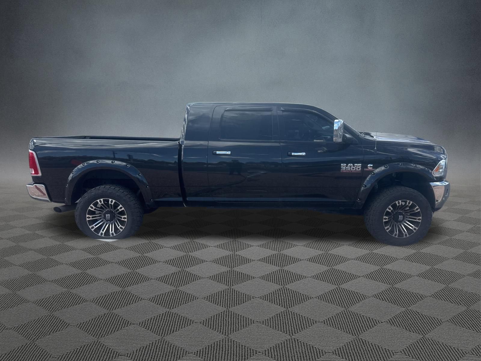 Used 2016 RAM 3500 Laramie image 2