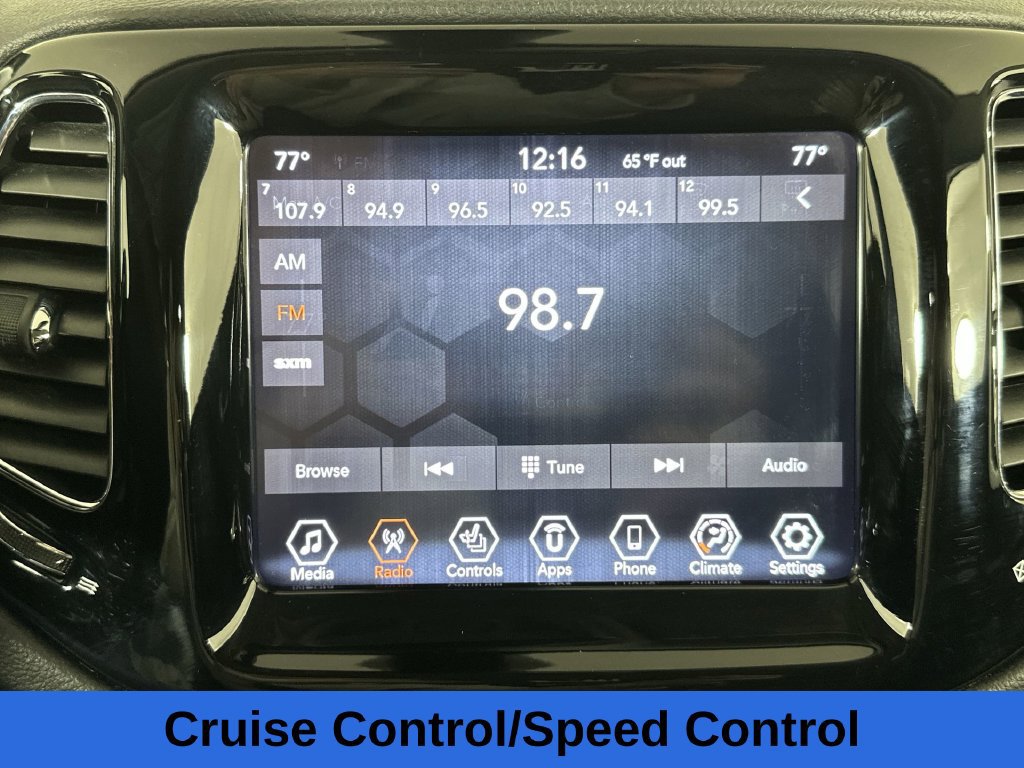 Used 2019 Jeep Compass Limited AWD/4WD image 15
