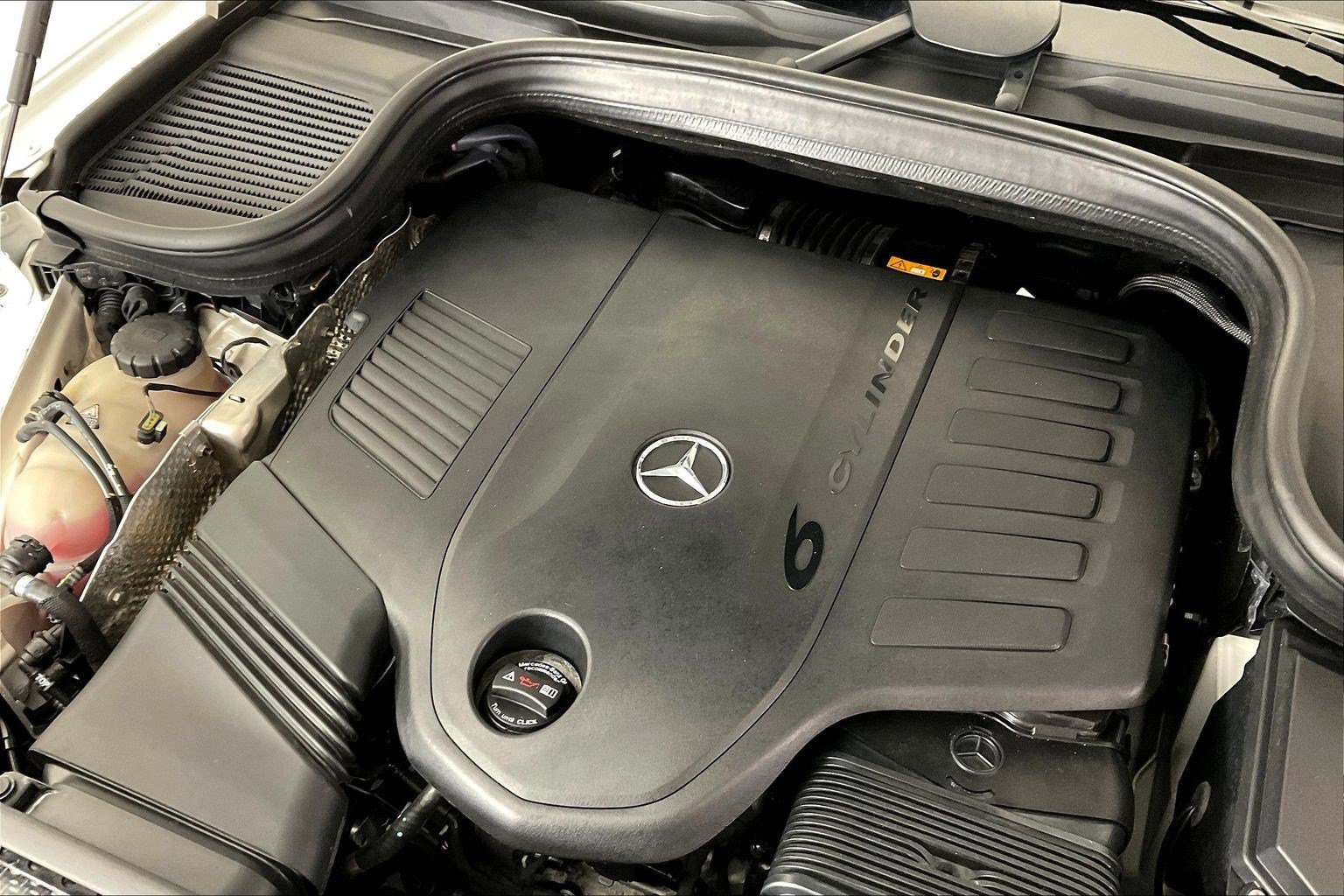 Certified 2022 Mercedes-Benz GLE 450 4MATIC w/ Revised AMG Line Exterior image 31