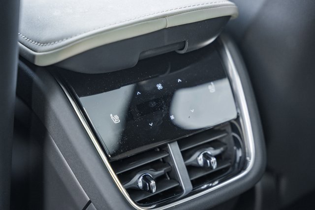 New 2025 Volvo EX90 Ultra w/ Protection Package Premier image 28