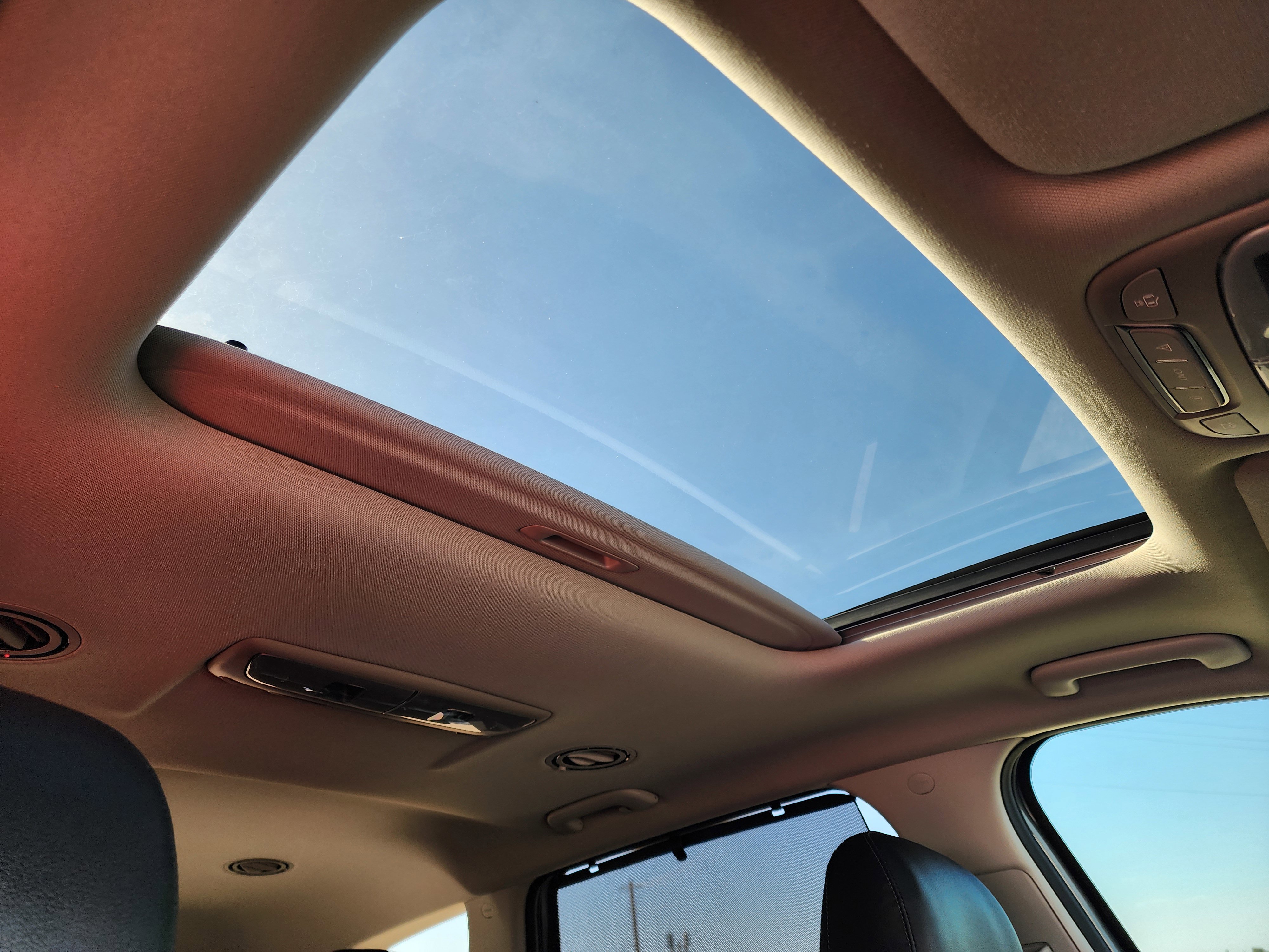 Used 2020 Kia Telluride EX w/ Towing Package FWD image 12