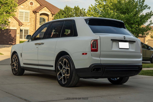 Used 2023 Rolls-Royce Cullinan Black Badge AWD/4WD image 6