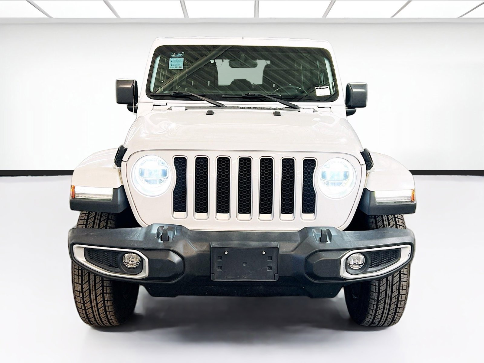 Used 2022 Jeep Wrangler Unlimited Sahara w/ LED Lighting Group image 2