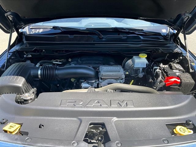 Used 2023 RAM 1500 Laramie AWD/4WD image 10