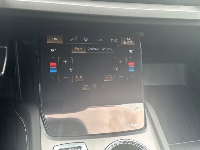 New 2026 Cadillac Vistiq Sport w/ LPO, Floor Liner Package image 18