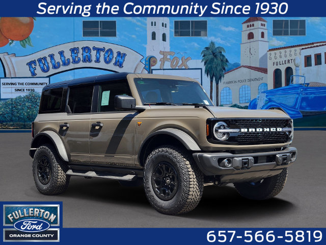 New 2026 Ford Bronco Badlands w/ Wildtrak Package