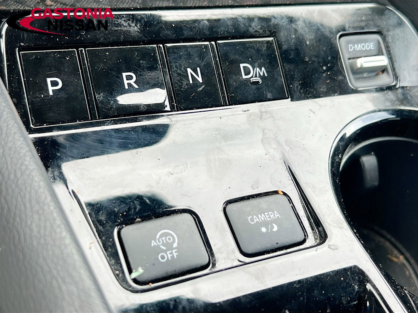 Used 2025 Nissan Murano SV FWD image 21