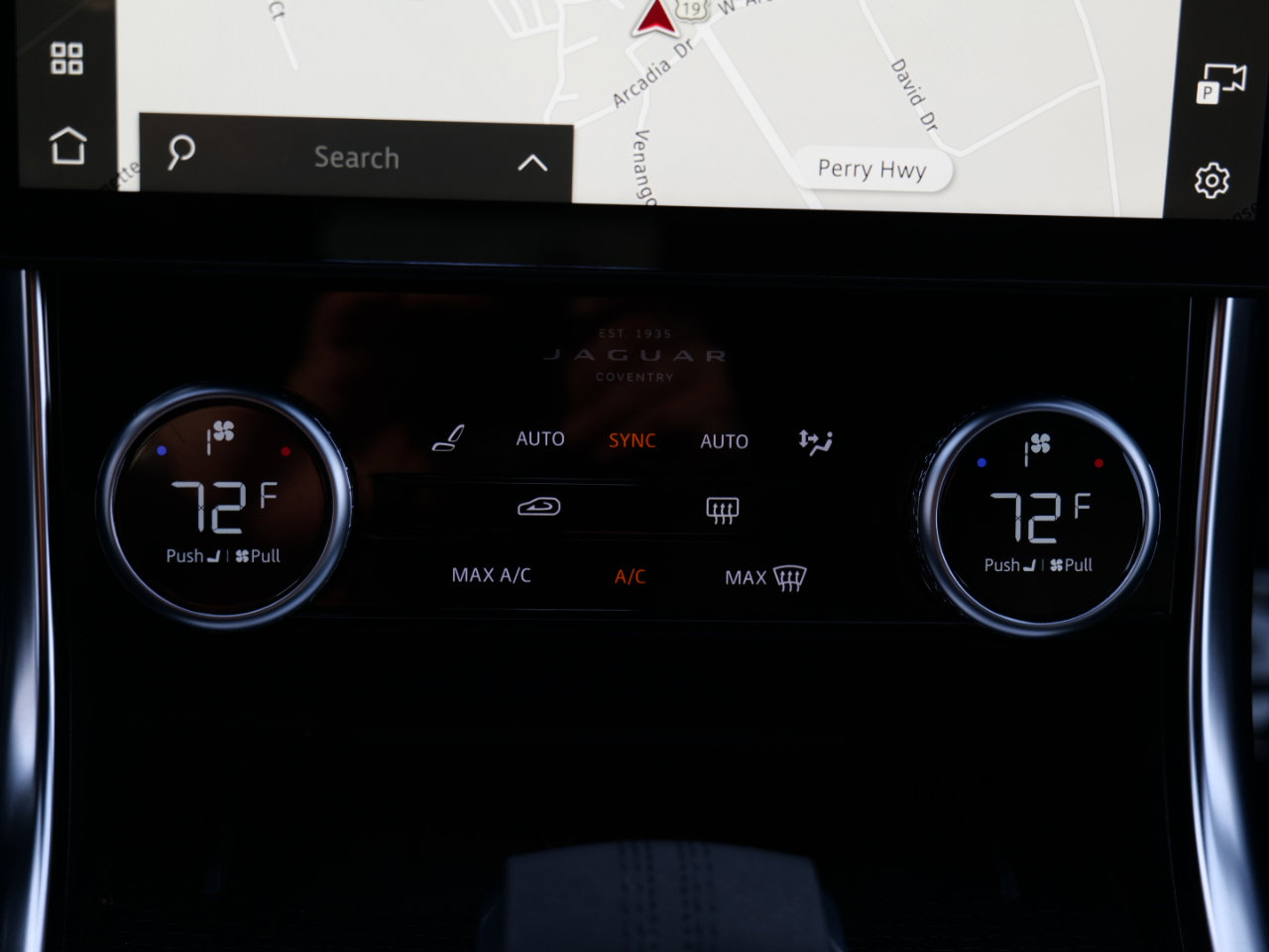 Used 2024 Jaguar XF R-Dynamic SE image 31