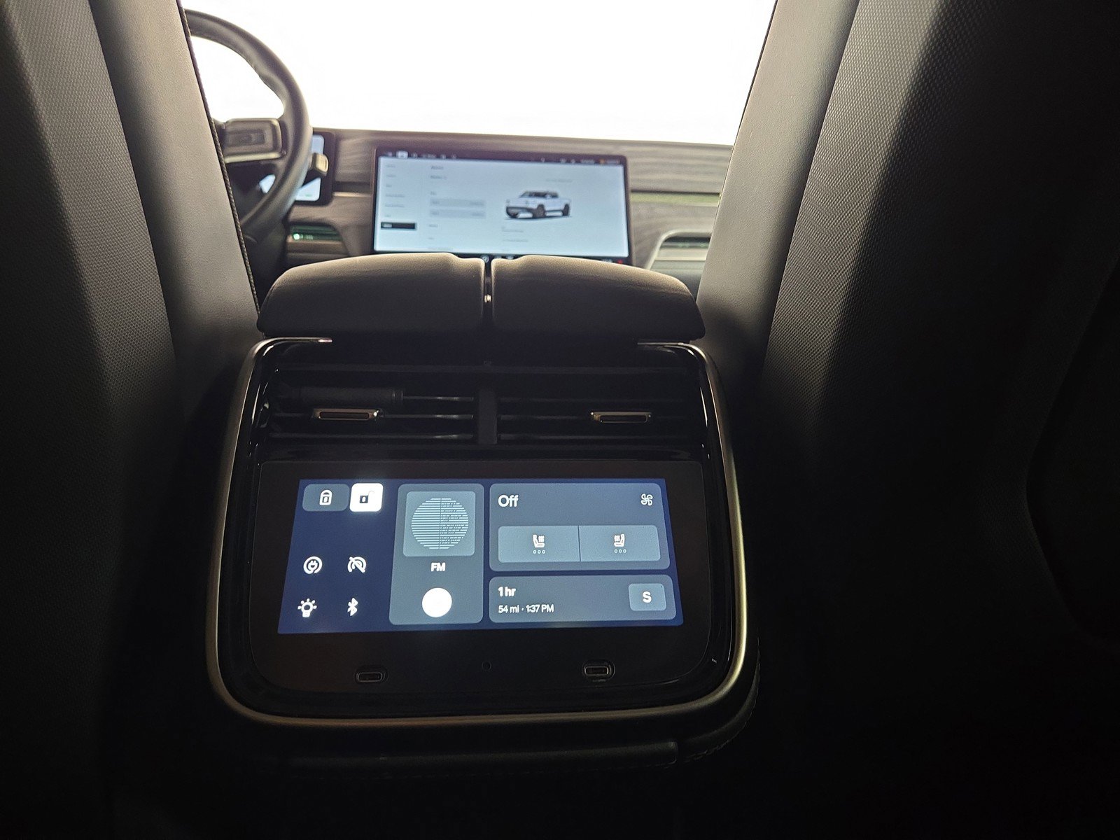 Used 2022 Rivian R1T Adventure image 28