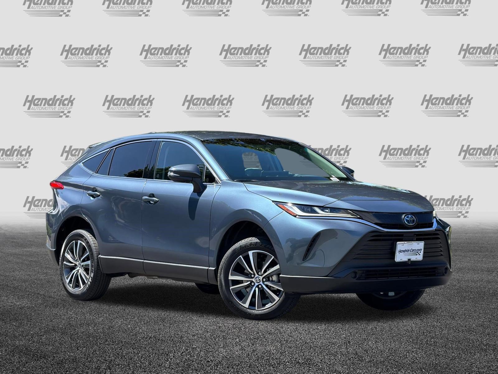 Used 2023 Toyota Venza LE AWD/4WD video 2