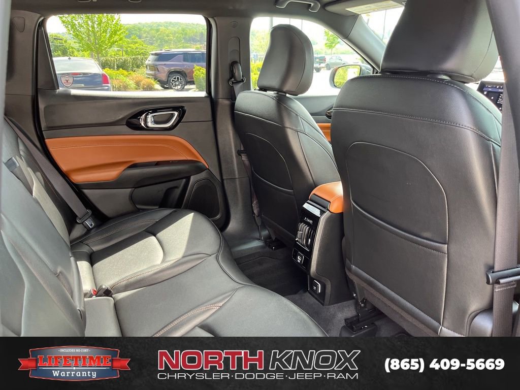 Used 2024 Jeep Compass Limited AWD/4WD image 23