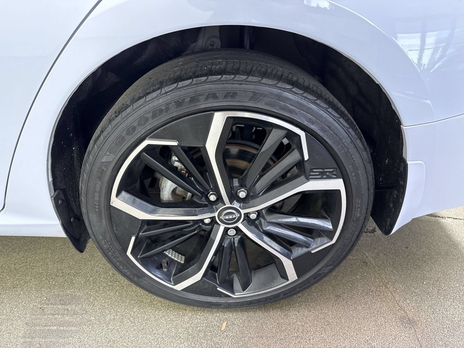 Used 2023 Nissan Altima 2.5 SR w/ SR Premium Package AWD/4WD image 6
