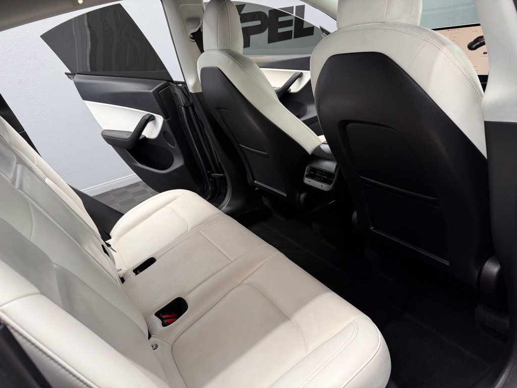 Used 2022 Tesla Model Y Performance AWD/4WD image 44