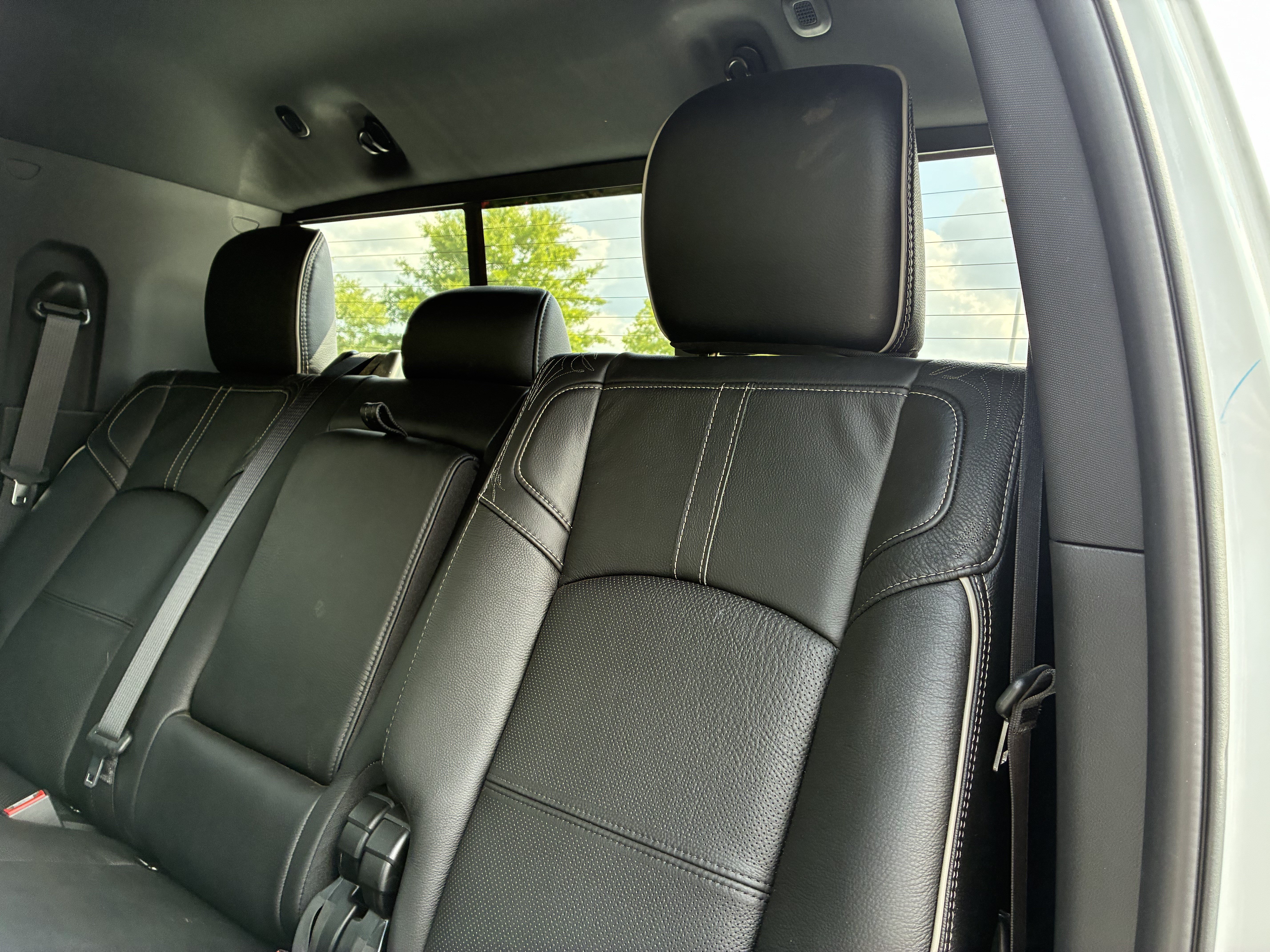 Used 2023 RAM 2500 Limited w/ Night Edition AWD/4WD image 16