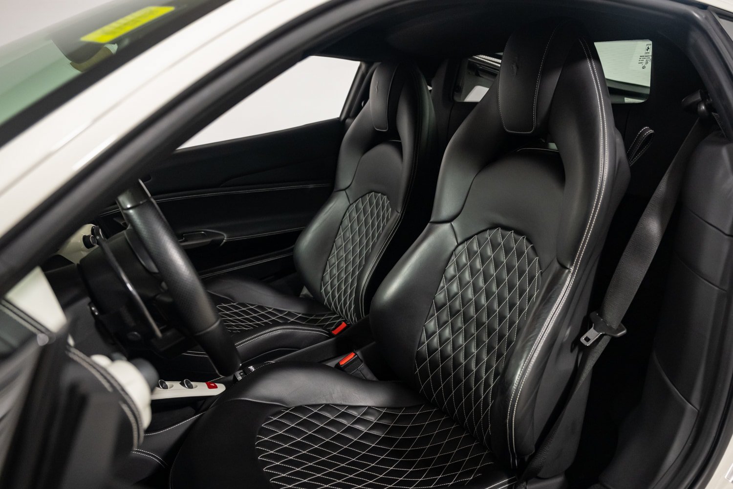 Used 2017 Ferrari 488 GTB RWD image 20
