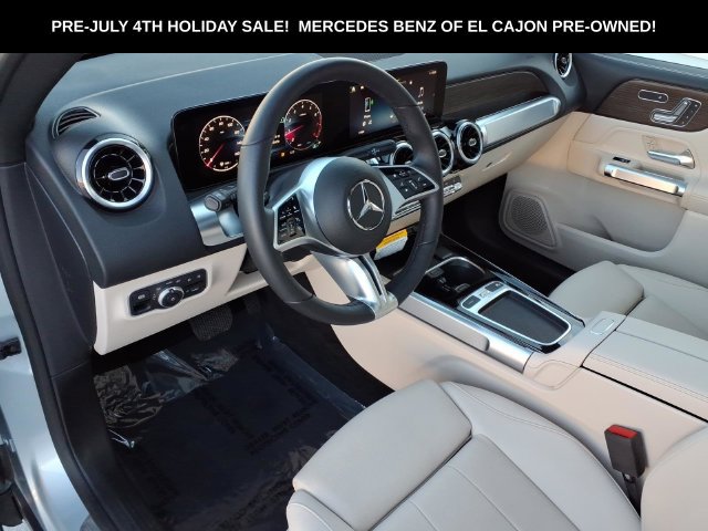 Used 2026 Mercedes-Benz GLB 250 4MATIC image 14