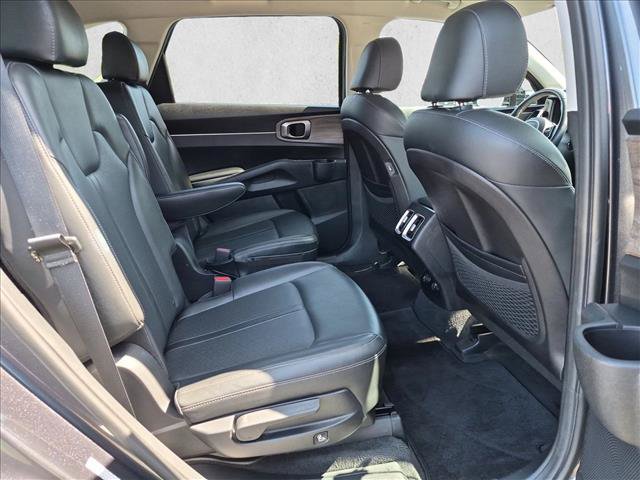 Used 2021 Kia Sorento EX FWD image 20