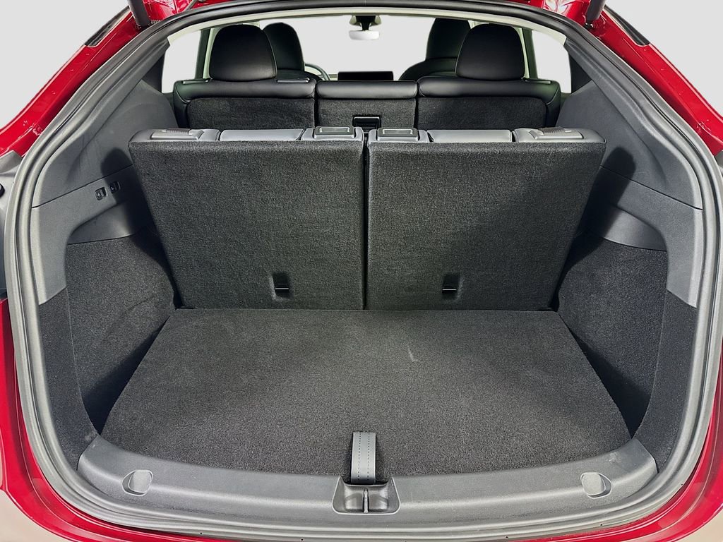 Used 2025 Tesla Model Y Long Range image 32