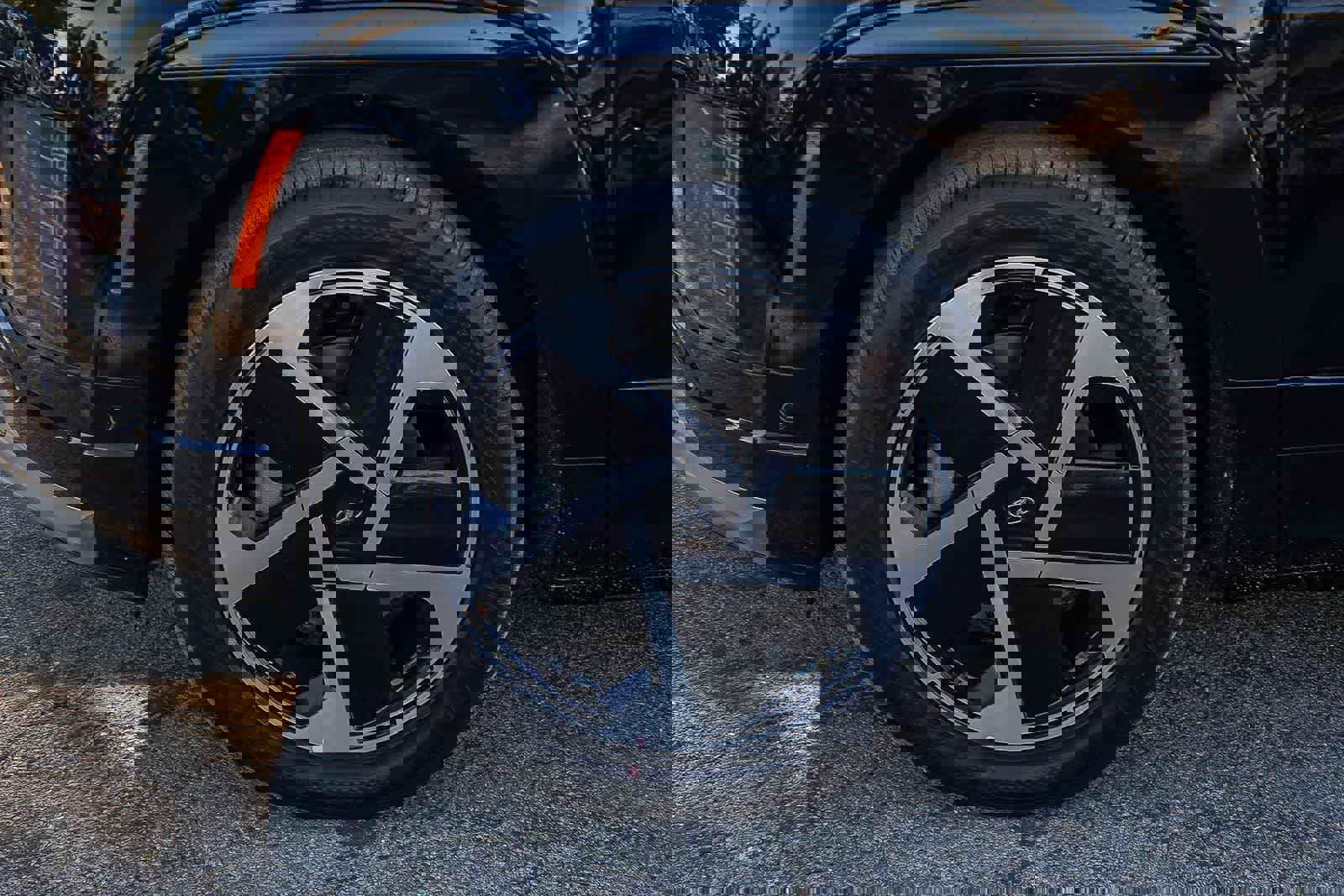 New 2026 Hyundai Ioniq 9 Calligraphy image 10