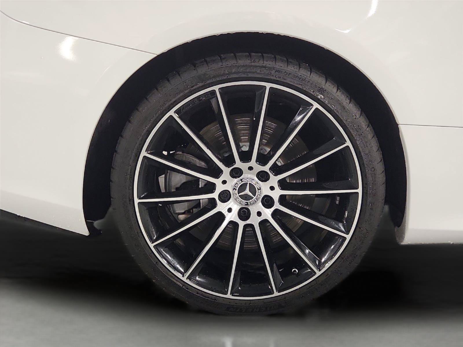 Used 2023 Mercedes-Benz E 450 Coupe image 33