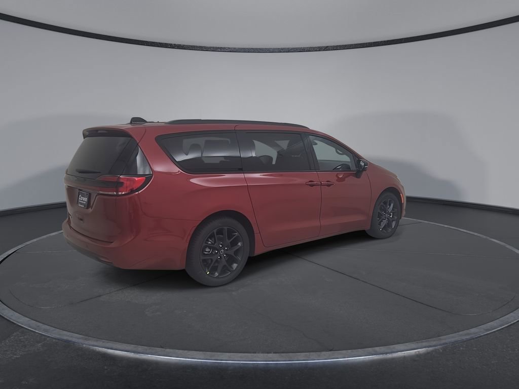New 2026 Chrysler Pacifica Select image 15