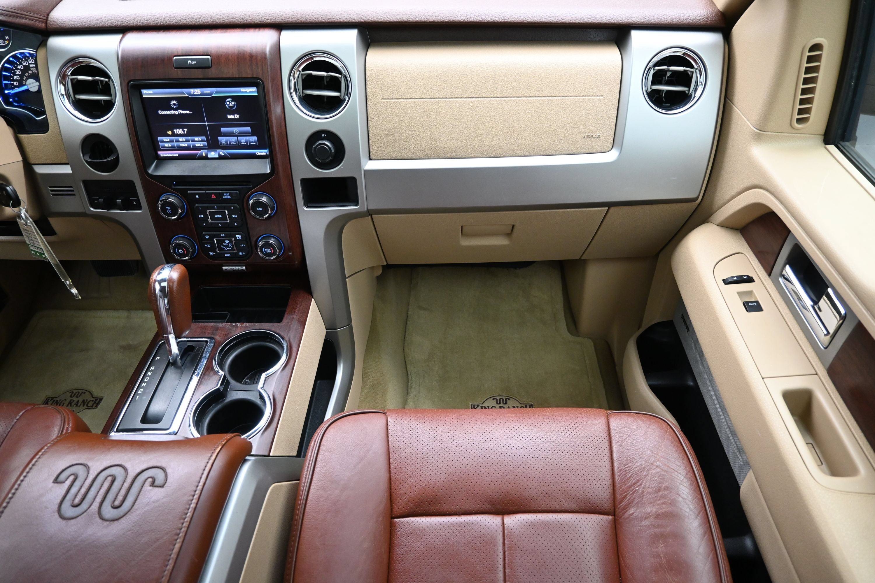 Used 2013 Ford F150 King Ranch w/ King Ranch Luxury Pkg RWD image 39