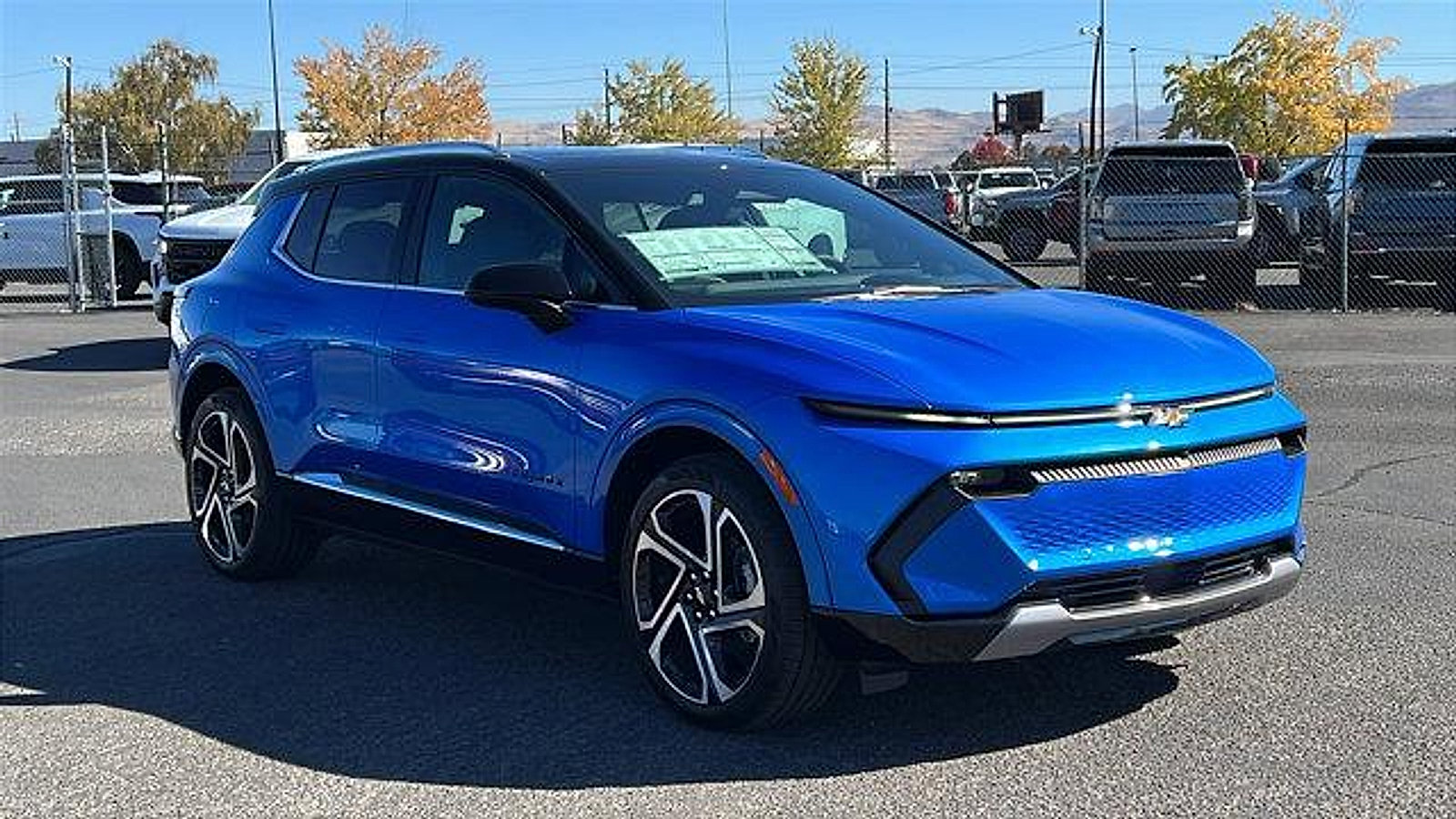 New 2026 Chevrolet Equinox EV LT w/ Convenience Package II image 3