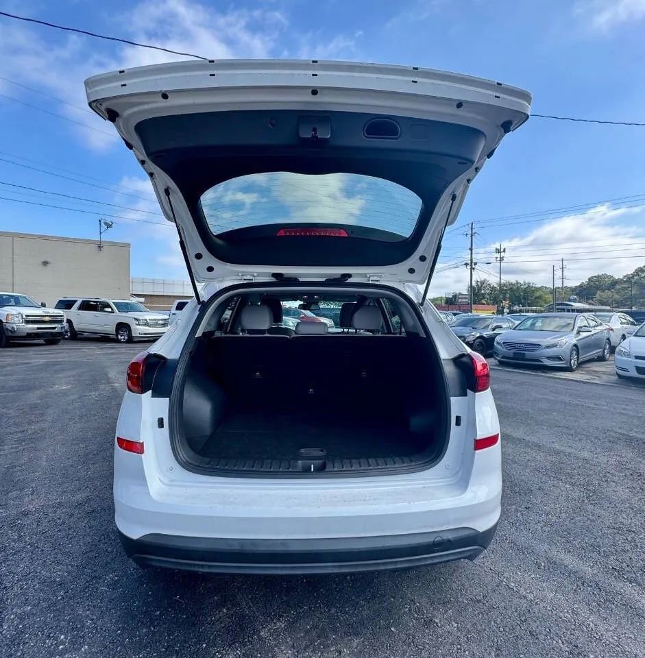 Used 2019 Hyundai Tucson Value image 8