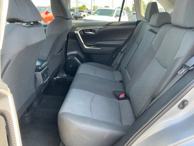 Used 2024 Toyota RAV4 XLE FWD image 17