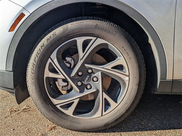 Used 2024 Lincoln Nautilus Premier image 10