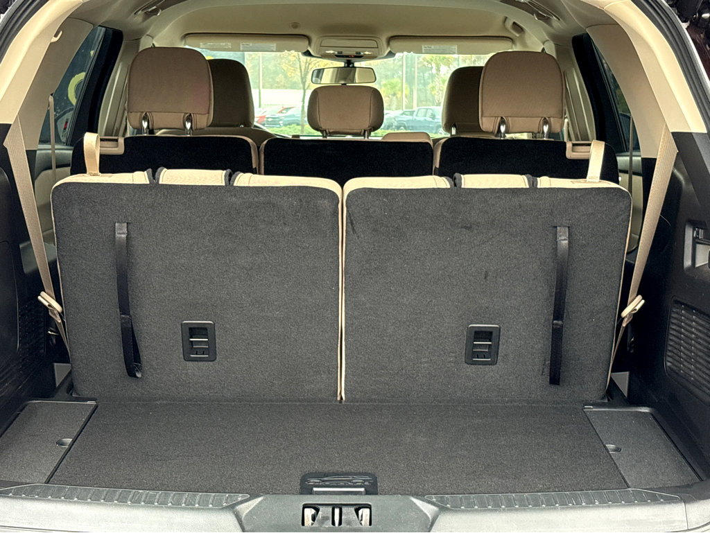 Used 2020 Ford Explorer XLT w/ Comfort Package image 23