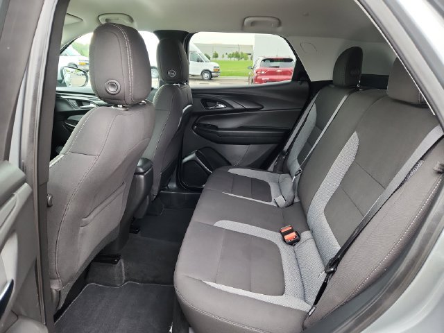 Used 2025 Chevrolet TrailBlazer LT AWD/4WD image 25