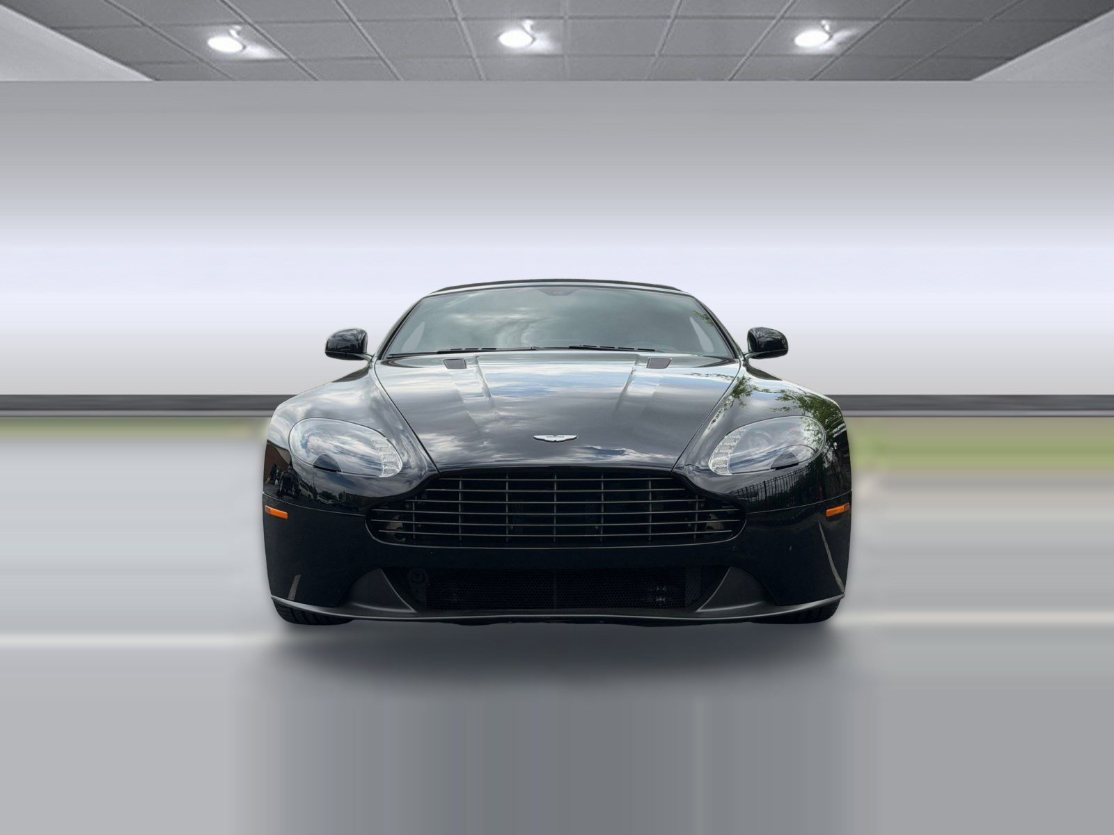 Used 2016 Aston Martin V8 Vantage GT RWD image 6