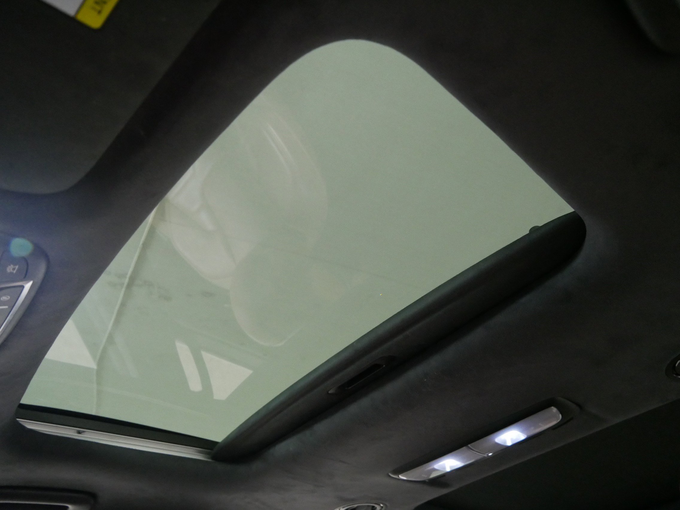 Used 2020 Kia Telluride SX w/ SX Prestige Package image 30