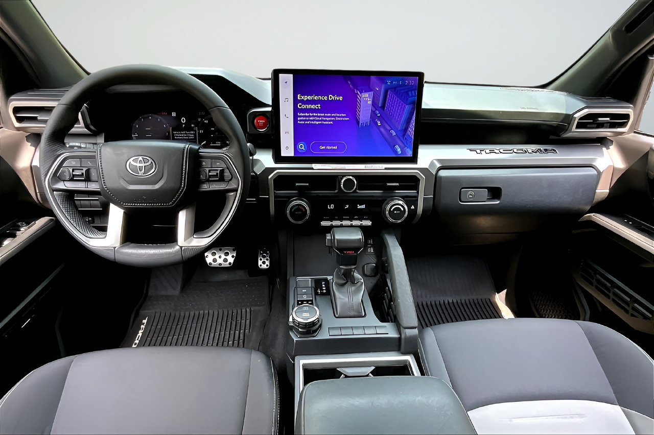 Used 2024 Toyota Tacoma TRD Sport AWD/4WD image 7