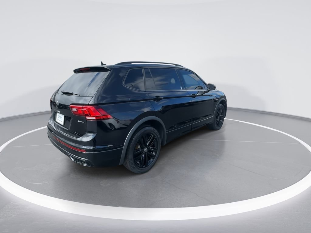 Used 2022 Volkswagen Tiguan SE R-Line AWD/4WD image 8