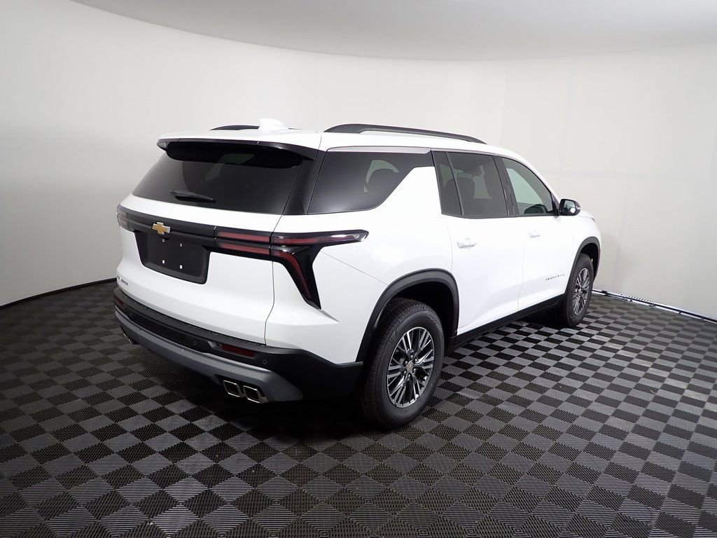 New 2026 Chevrolet Traverse LT w/ LPO, Floor Liner Package image 16