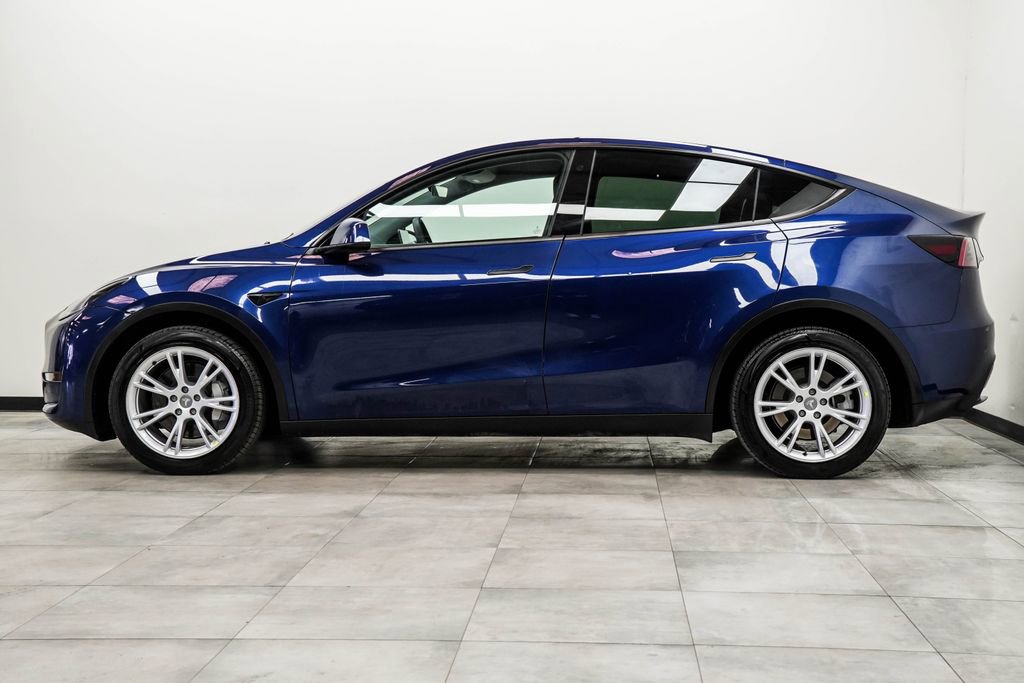 Used 2023 Tesla Model Y Performance AWD/4WD image 8