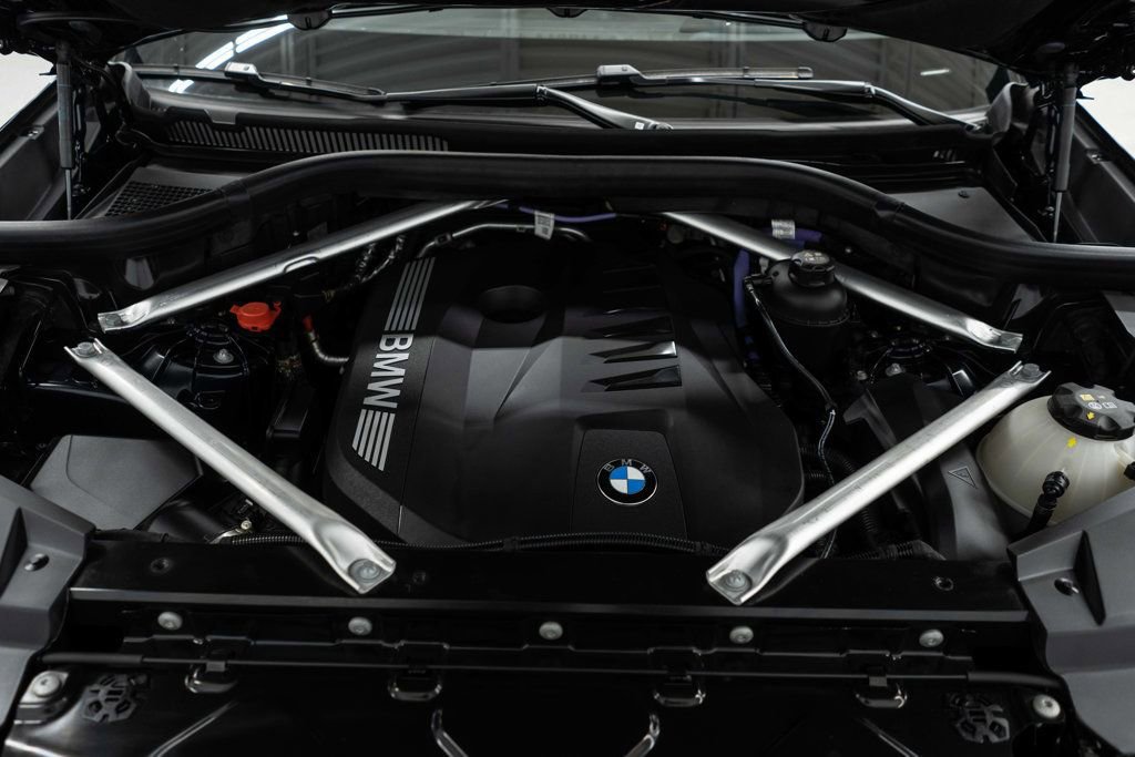 Used 2025 BMW X6 xDrive40i image 44