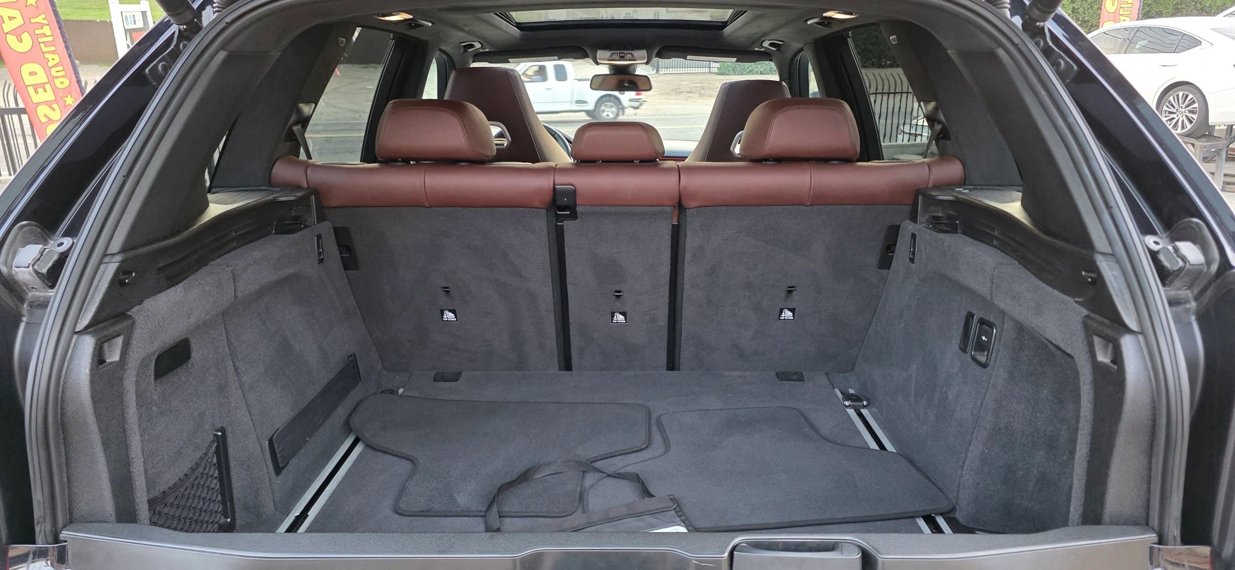 Used 2017 BMW X5 M w/ Executive Package image 29