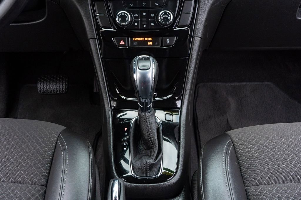 Used 2018 Buick Encore Preferred image 24