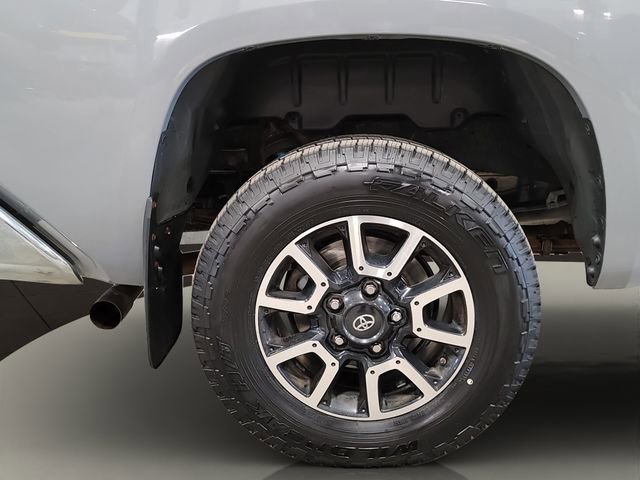 Used 2019 Toyota Tundra SR5 AWD/4WD image 38