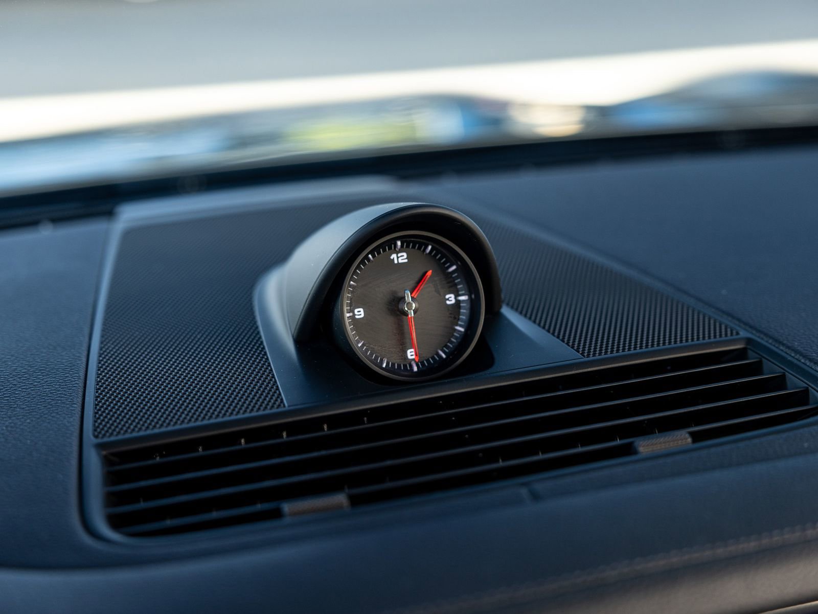 Certified 2023 Porsche Panamera Platinum Edition image 54