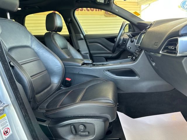 Used 2017 Jaguar F-PACE Prestige AWD/4WD image 23