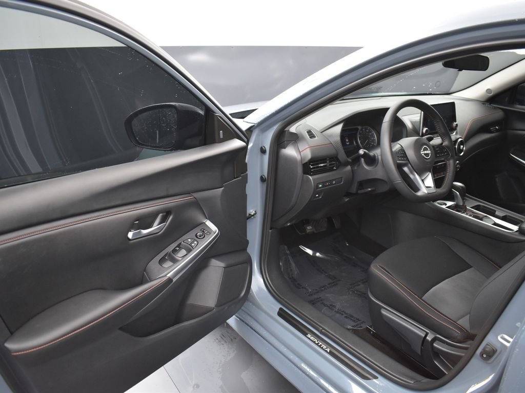 Used 2024 Nissan Sentra SR image 9