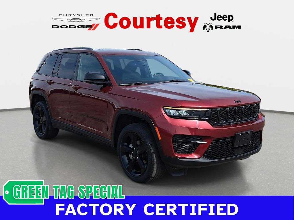 Certified 2023 Jeep Grand Cherokee Altitude AWD/4WD image 1