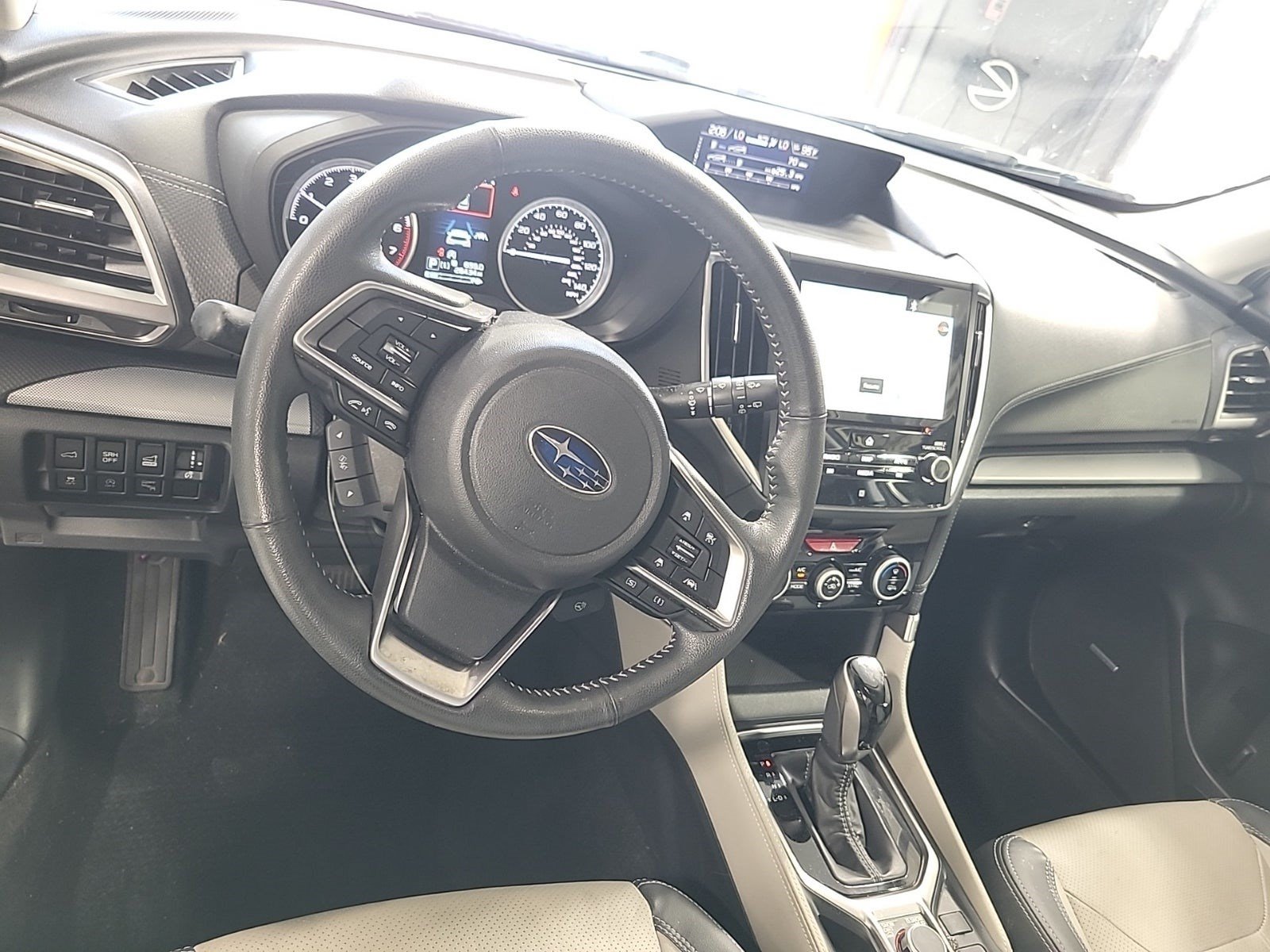 Used 2019 Subaru Forester Limited w/ Popular Package #3 AWD/4WD image 11