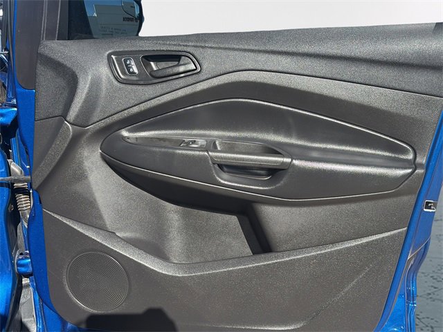 Used 2019 Ford Escape S image 10