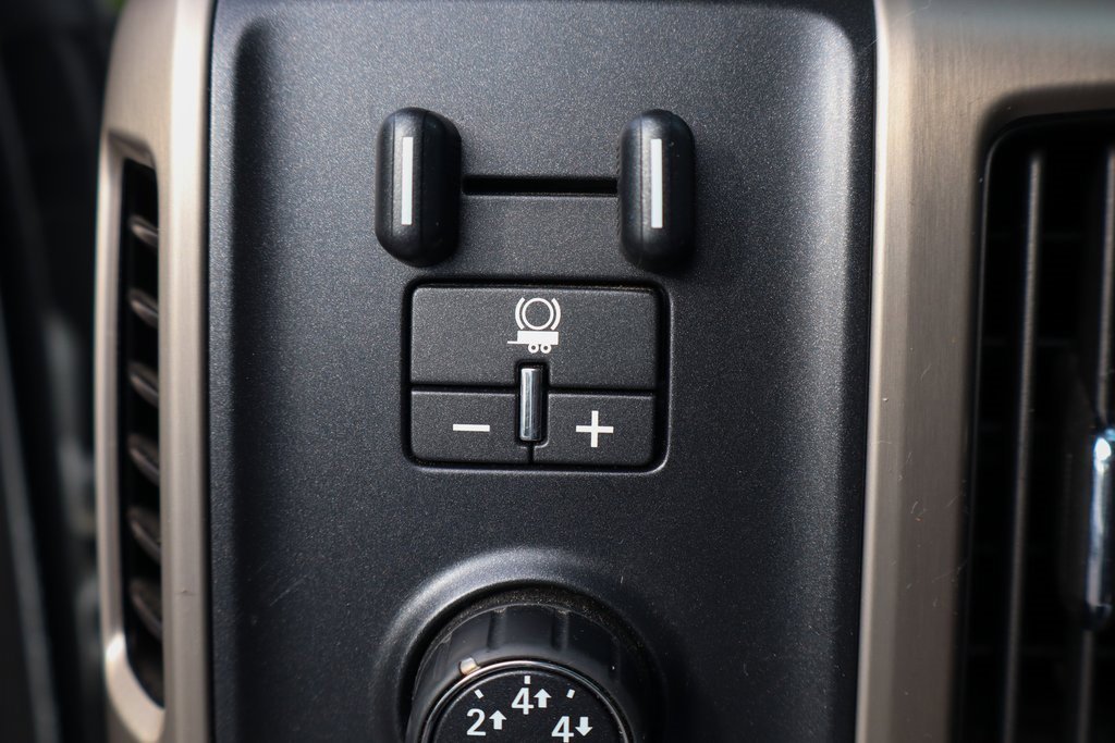 Used 2016 GMC Sierra 3500 Denali w/ Duramax Plus Package image 22