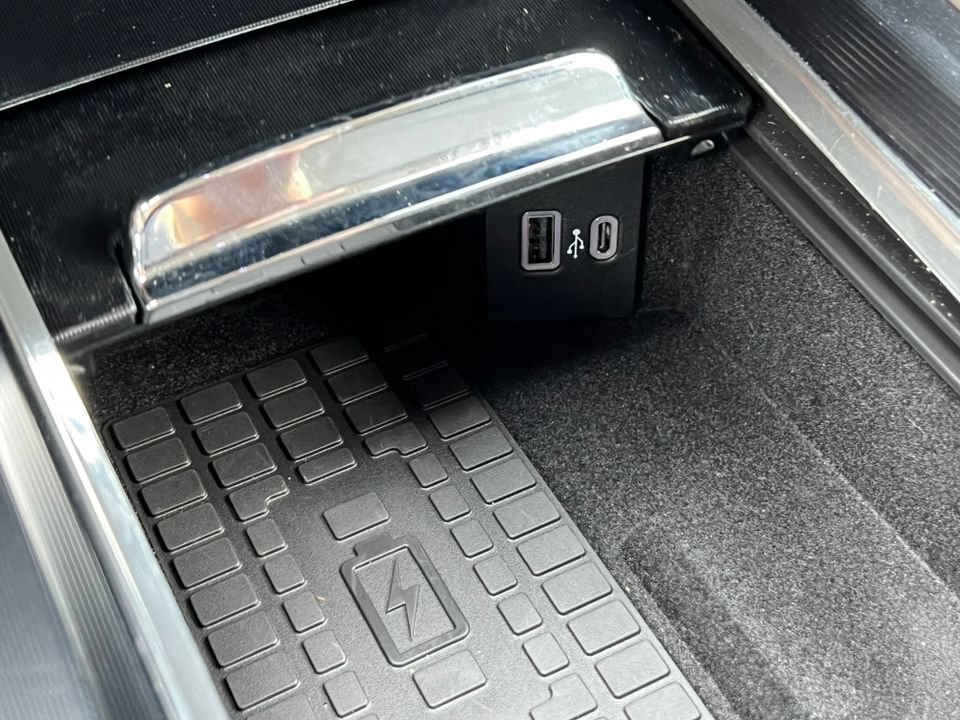 Used 2023 Lincoln Corsair AWD w/ Equipment Group 101A image 25